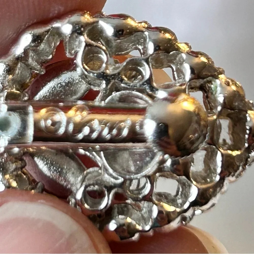 Coro vintage clip-on earrings, rhinestone floral, leaf Elegant Special Occasion - Picture 4 of 5